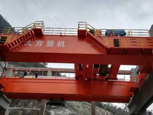 275噸雙梁橋式起重機(jī)
